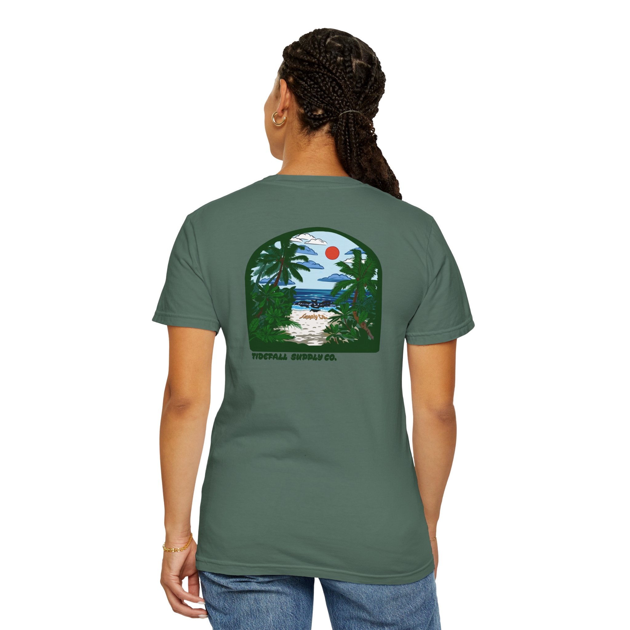 T-Shirt — Tropical Beach Graphic "Aloha Vibes"